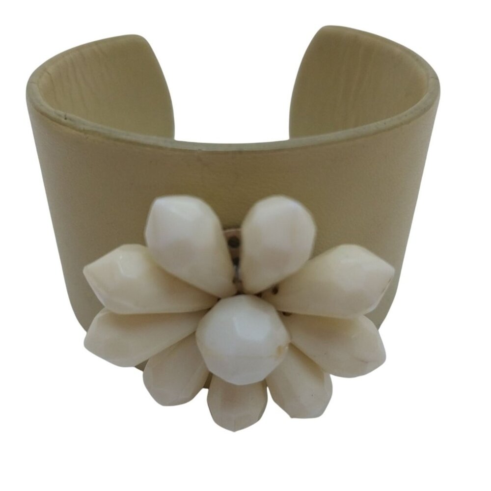 Vintage Yellow Faux Leather Cuff Bracelet With White Floral Bead Accent